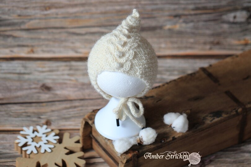 Drachen Mütze/Haube/Bonnet gestrickt im Zopf mit Noppen No. 008