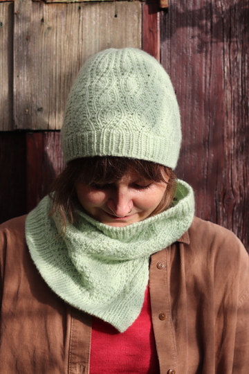 Freya hat, Strickanleitung Mütze