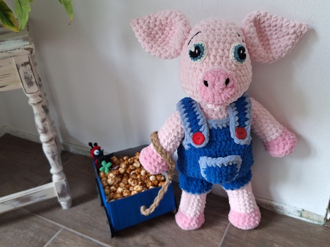 Großes Kuschelschwein häkeln – ca. 55 cm, mit Marienkäfer (DE & EN)