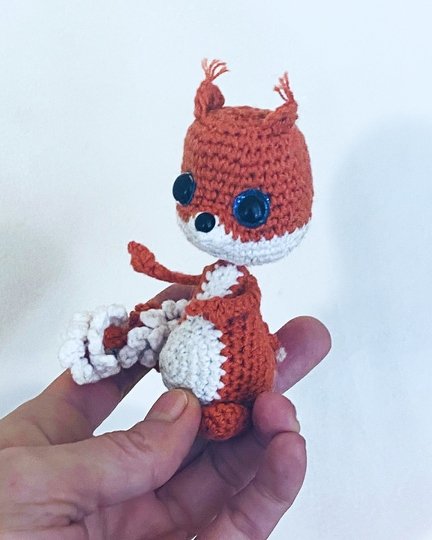 Kleines Eichhörnchen. Amigurumi. Häkelanleitung
