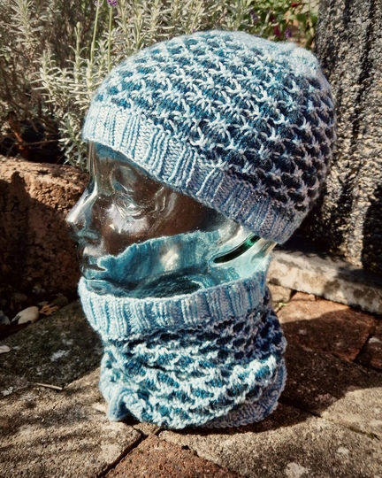 Hat & Loop/Cowl “Dünenwind” from the Coastal Collection