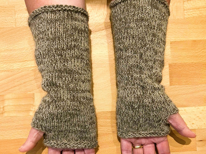 Armstulpen "La Baguette", mit falschem Zopfmuster, alle Größen