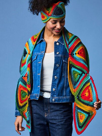 MODELL DAVINA , gehäkelt