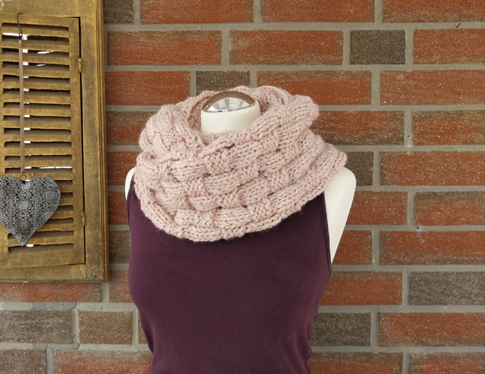 Strickanleitung für Loopschal "Traumfänger"