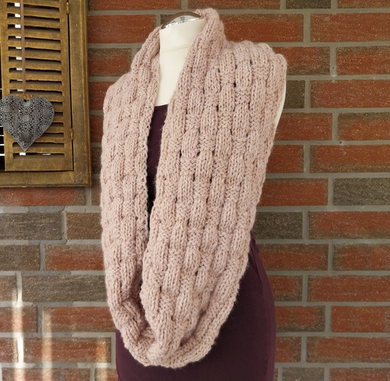 Strickanleitung für Loopschal "Traumfänger"