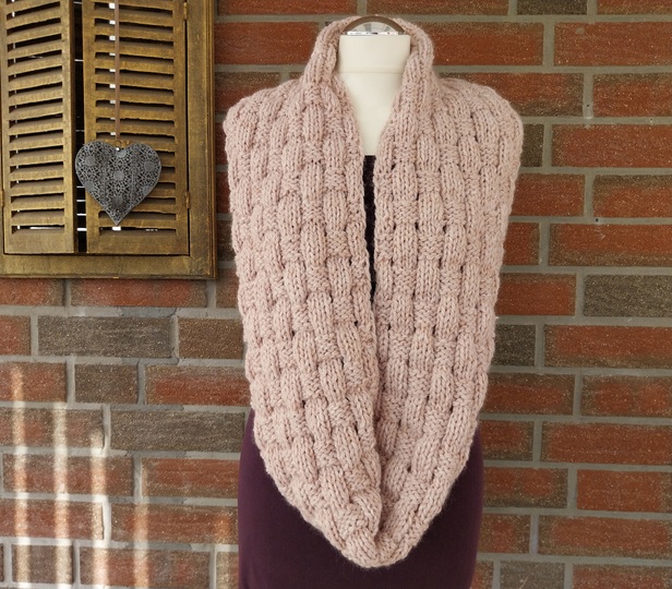 Strickanleitung für Loopschal "Traumfänger"