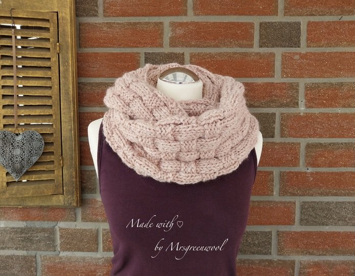 Strickanleitung für Loopschal "Traumfänger"