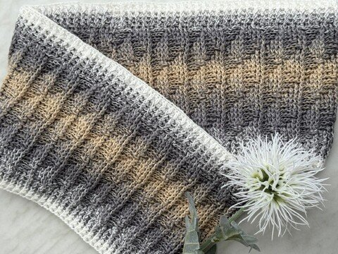 Häkelanleitung für den Loop "Arrows"