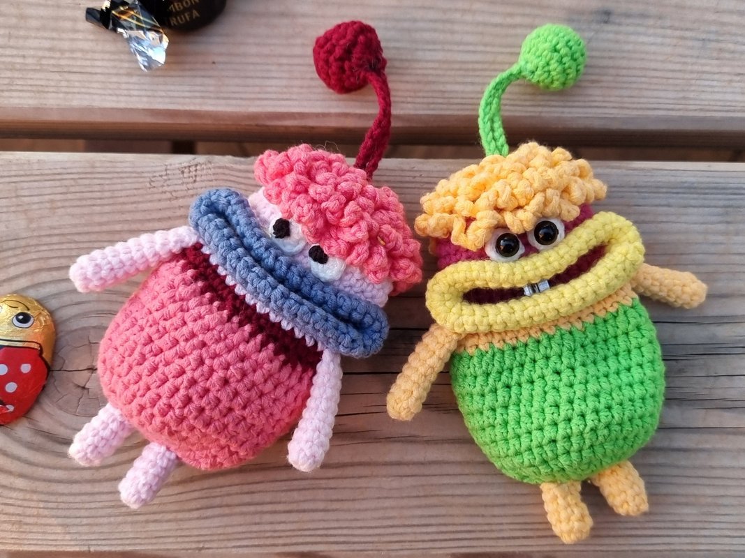 T2 Crochet pattern for key cover. PDF in English and German - Image 3