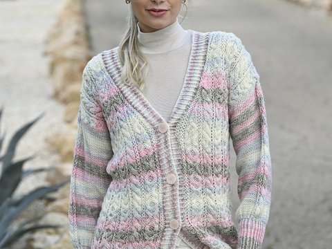 Strickanleitung Zopfjacke mit V-Ausschnitt (9601349_09)