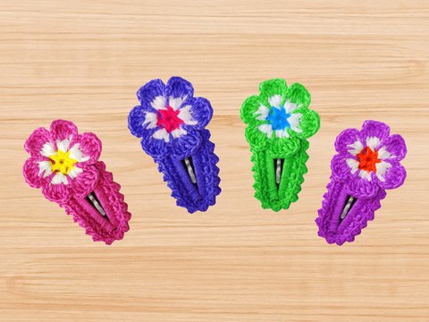 Häkelanleitung Blume Haarspange PDF + Video Tutorial (Englisch)