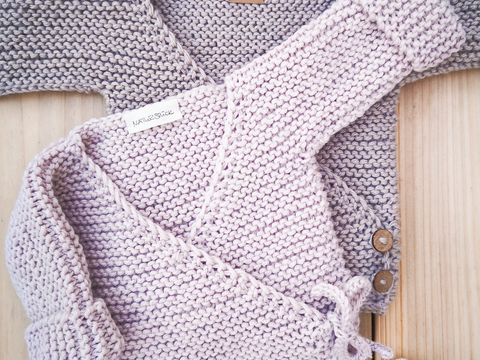 Baby Wickeljacke stricken | Anleitung Babyjacke stricken 0 - 18 Monate