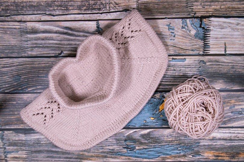 Strickanleitung Schalkragen für Kinder mit Lochmuster - SixTwentyFive