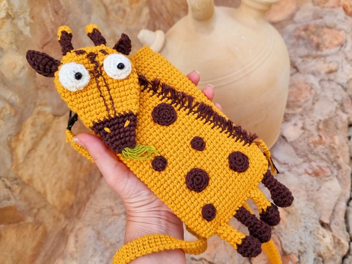 T30 Crochet pattern for little mobile phone bag "Giraffe"