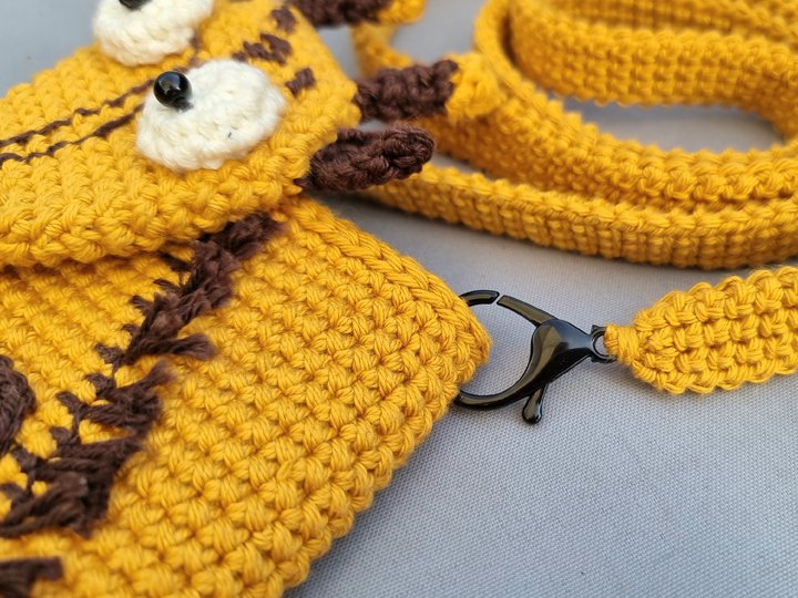 T30 Häkelanleitung für kleine Handytasche „Giraffe“