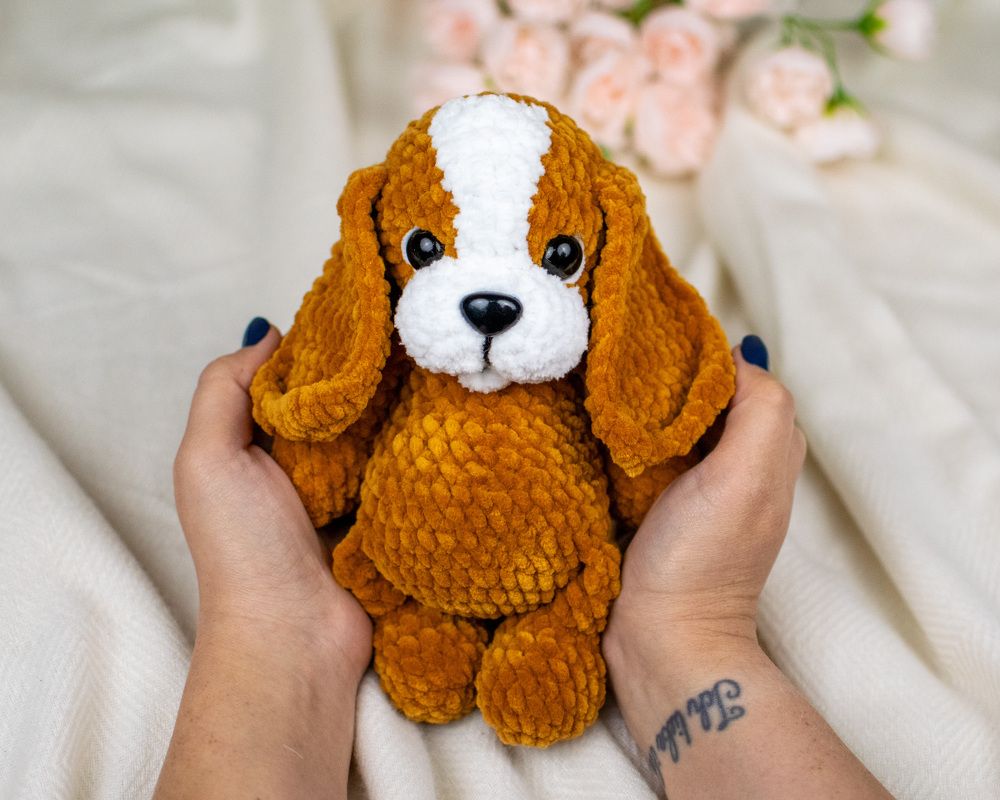 Häkelanleitung: Süßer Amigurumi Hund „Toffee“