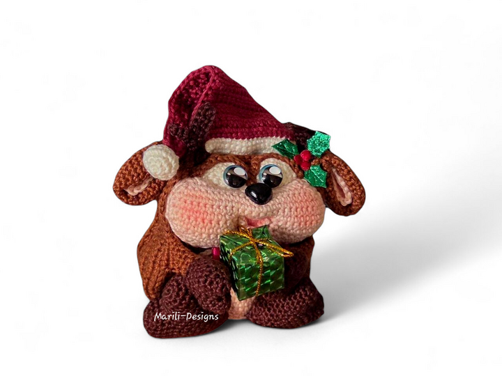 Crochet pattern for reindeer gift bags