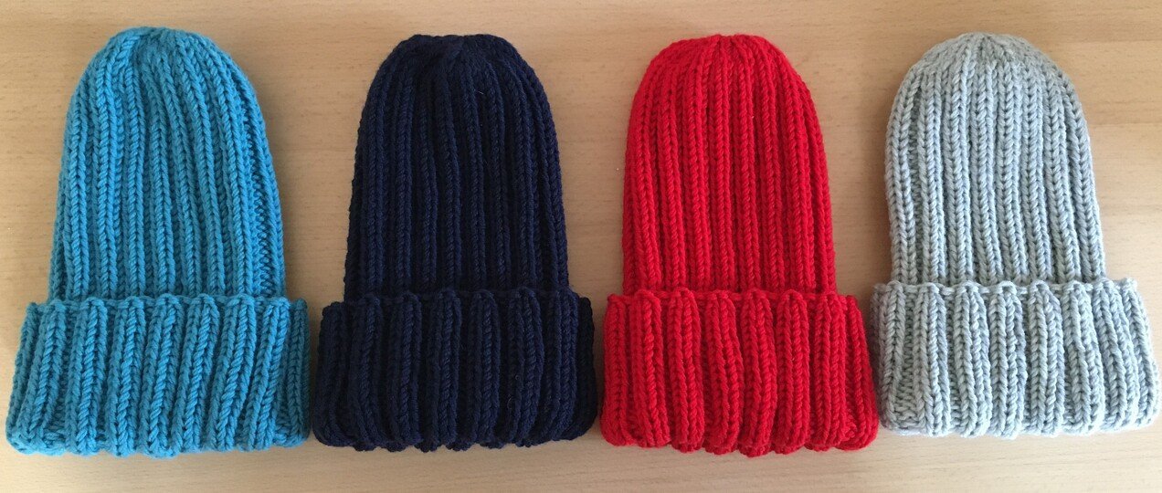 Mütze im Rippenmuster Strickanleitung