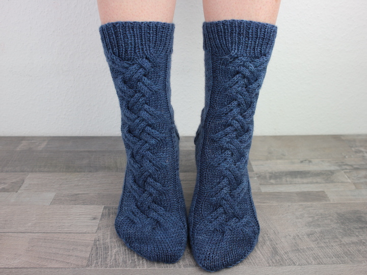 Strickanleitung Sparset - Socken Avocado Cocktail & Handstulpen Avocado