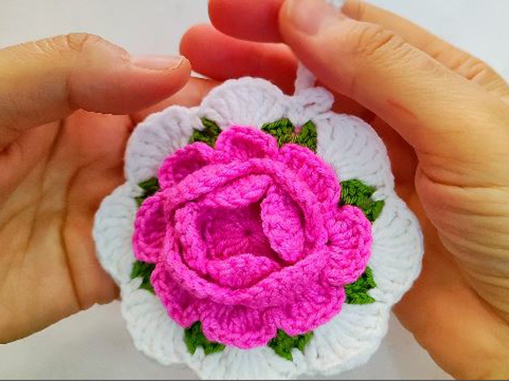 Crochet 3D Flower iPod Bag PDF + Video Tutorial – Beginner Friendly - Image 2