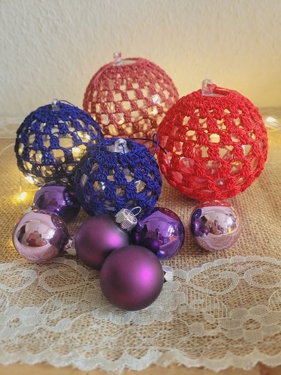Weihnachtskugeln selbst umhäkeln