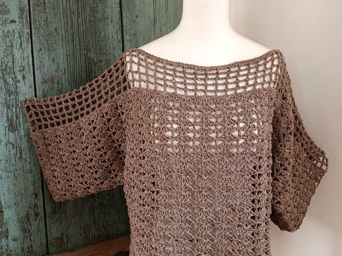 Poncho-Pulli - einfach in zwei Teilen gehäkelt hüpft schnell von der Nadel