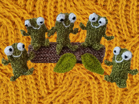TeaCosyFolk's Five Little Speckled Frogs Play Set Knitting Pattern
