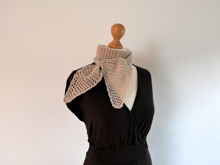 Häkelanleitung Minischal Regina