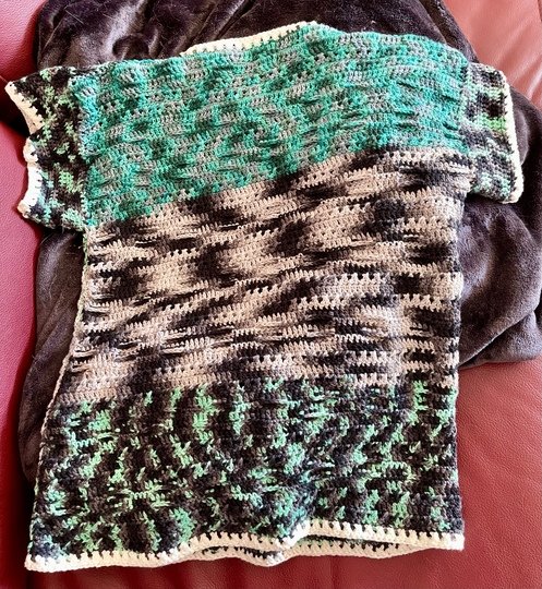 Pulli "Grün" mit Stäbchen, schnell gemacht