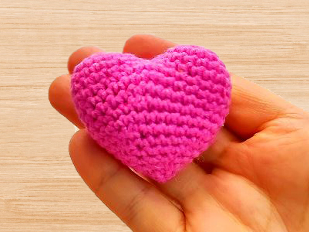 Amigurumi Cat & Heart Keychain Crochet Pattern PDF + Video Tutorial - Image 6