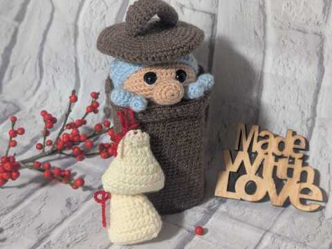 Häkelanleitung Mülltonne und der neugierige Freddy