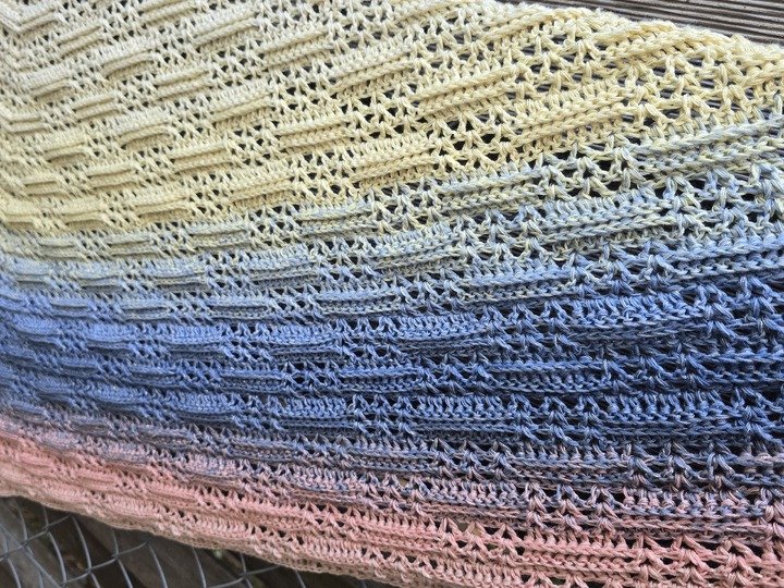 Adventstuch 2025 – Häkelanleitung für dein entspanntes Adventsprojekt