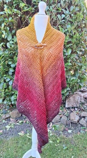 Adventstuch 2025 – Häkelanleitung für dein entspanntes Adventsprojekt