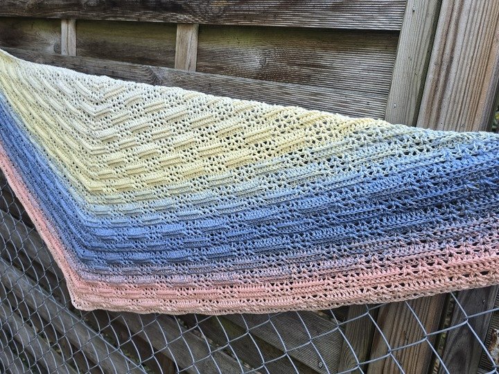 Adventstuch 2025 – Häkelanleitung für dein entspanntes Adventsprojekt