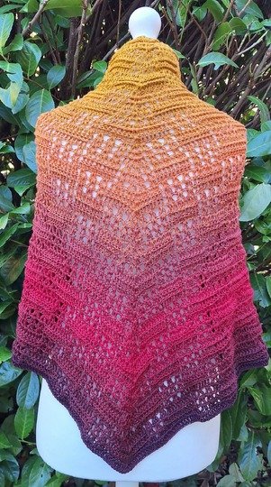 Adventstuch 2025 – Häkelanleitung für dein entspanntes Adventsprojekt