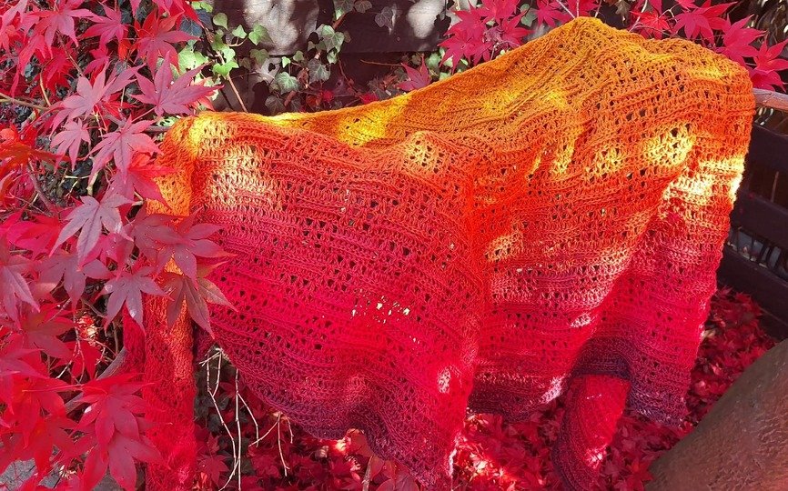 Adventstuch 2025 – Häkelanleitung für dein entspanntes Adventsprojekt