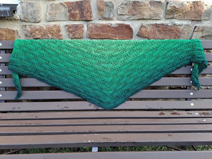 Adventstuch 2025 – Häkelanleitung für dein entspanntes Adventsprojekt