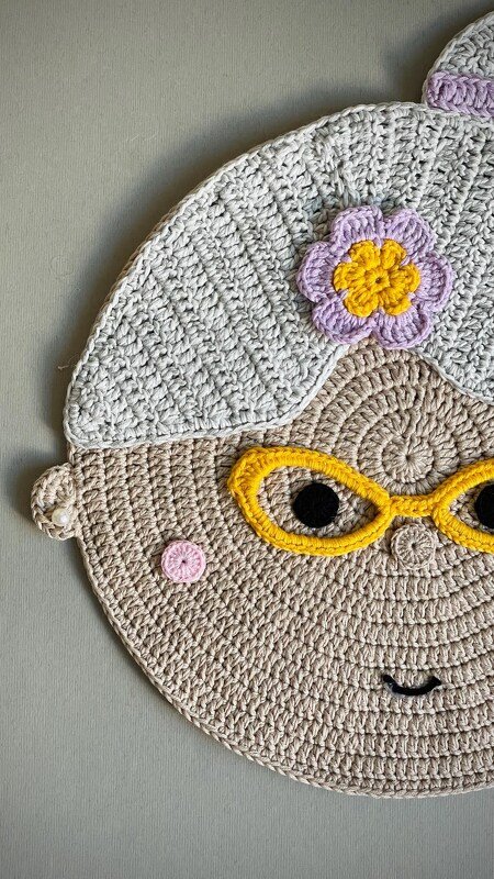 Crochet Pattern Christmas Grandma Placemat for Christmas Table Decor - Image 5