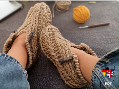 Crochet pattern for seamless warm home slippers S35