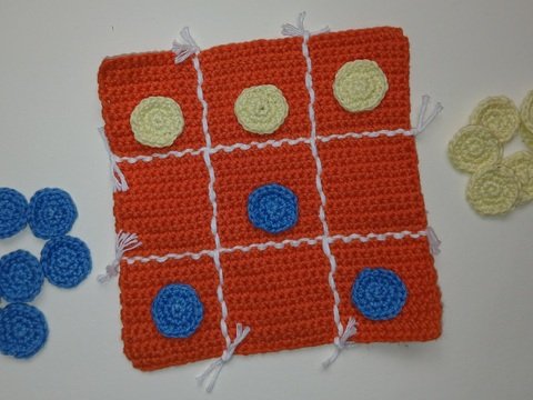 Tic-Tac-Toe häkeln- DIY-Anleitung für Spielfeld und Spielsteine