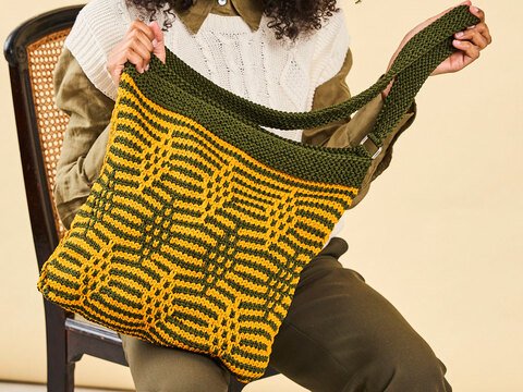 TASCHE DÖRTE, MIT HEBEMASCHENGESTRICKT