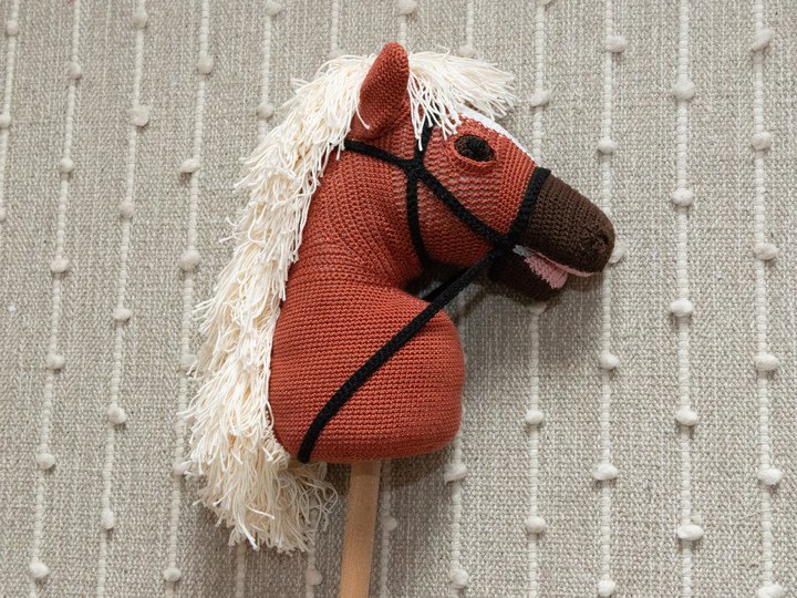 Hobby Horse Crochet Pattern, Hobby Horse with Blaze, DIY Crochet Pony