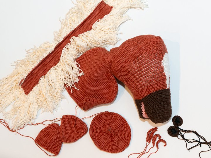 Hobby Horse Häkelanleitung, Anleitung Steckenpferd mit Blesse zum häkeln