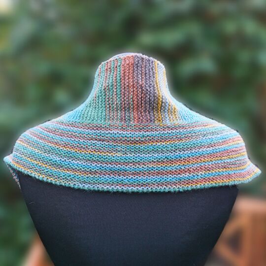 Anmore Loop, Cowl, reversible knitting pattern