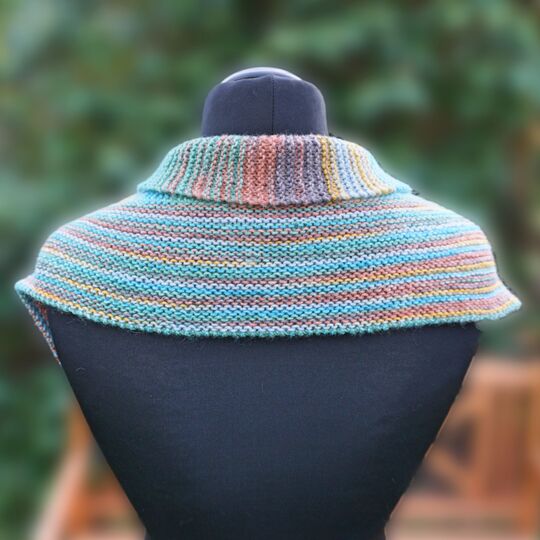 Anmore Loop, Cowl, reversible knitting pattern