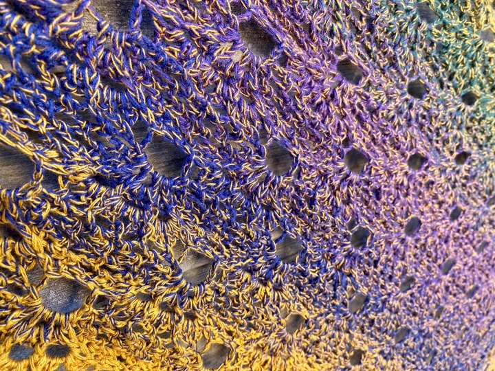 Anleitung Dreieckstuch Petalpoesie - Ein gehäkeltes Frühlings-Gedicht