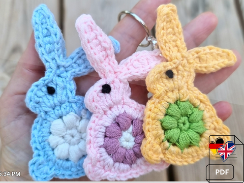 P24 Crochet pattern. Keychain pendant, bag charm.