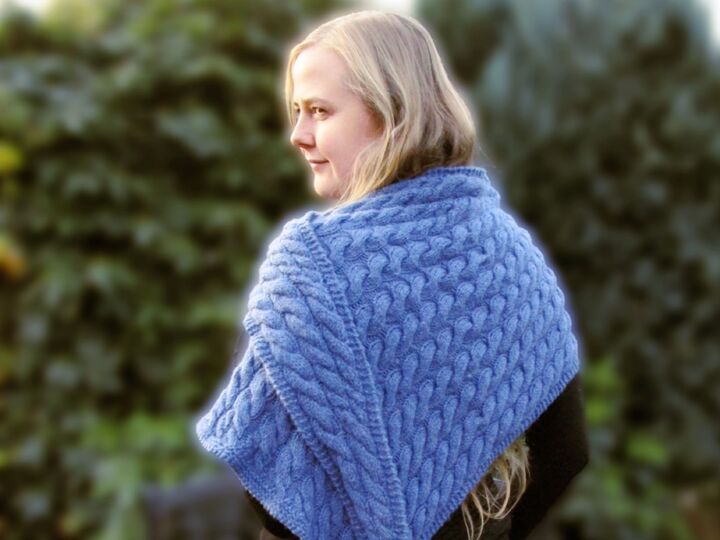Lebenswege - Paths of Life, Cable Pattern Shawl