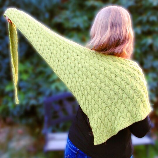 Lebenswege - Paths of Life, Cable Pattern Shawl