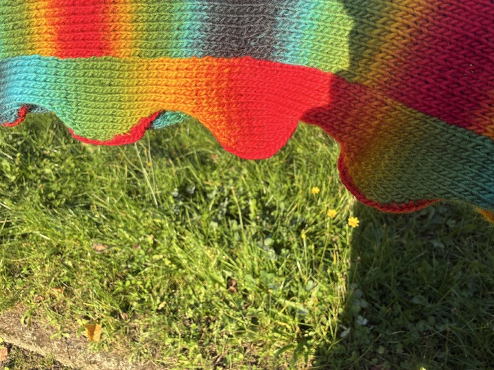 Rainbow Schal mit Ecken